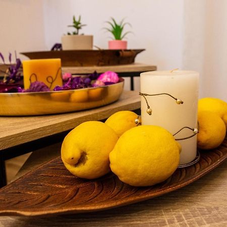 Lemon Garden Stylish Private Apartment Kalamata Eksteriør billede