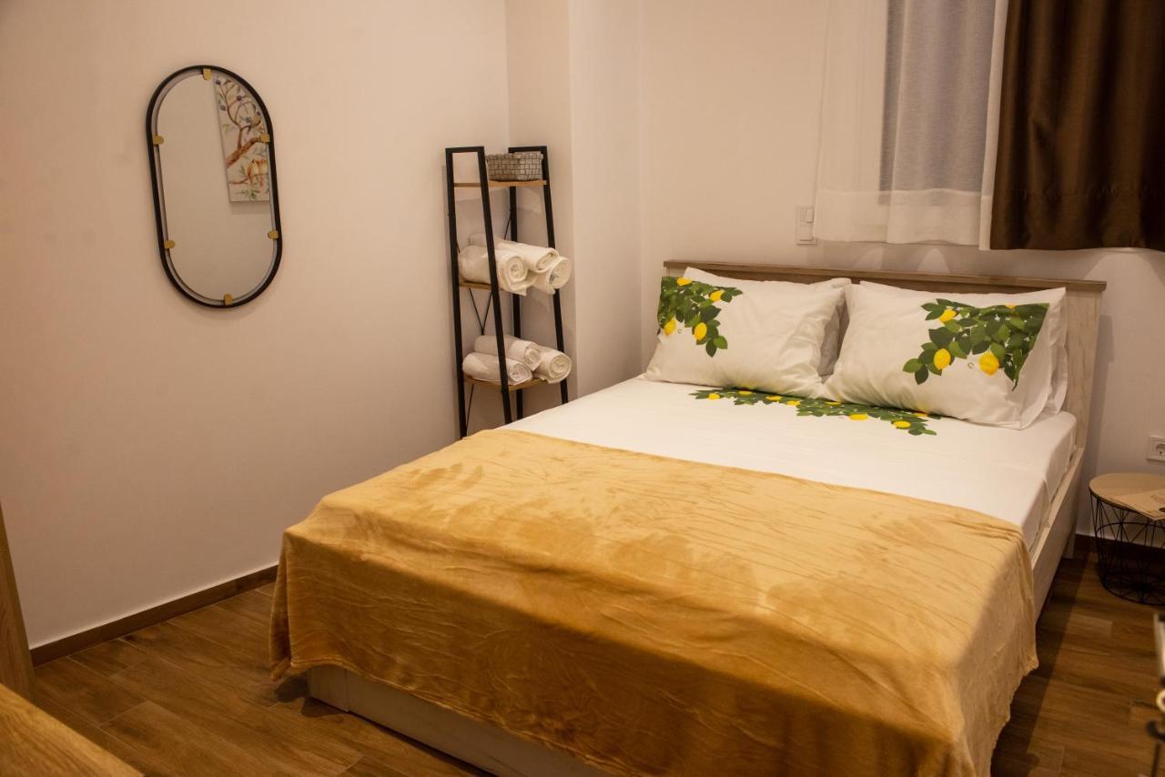 Lemon Garden Stylish Private Apartment Kalamata Eksteriør billede